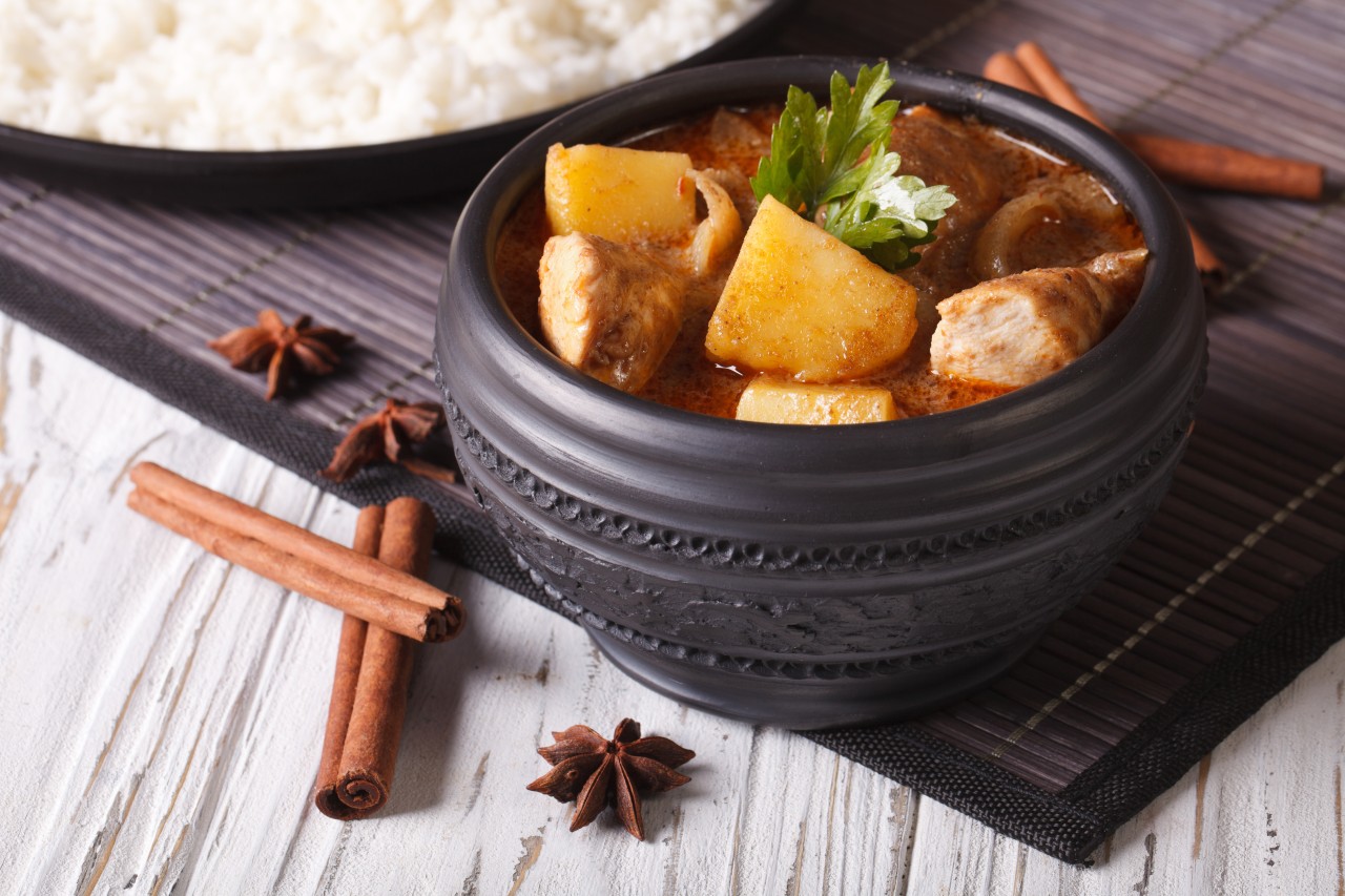 Plato tailandés Massaman Curry