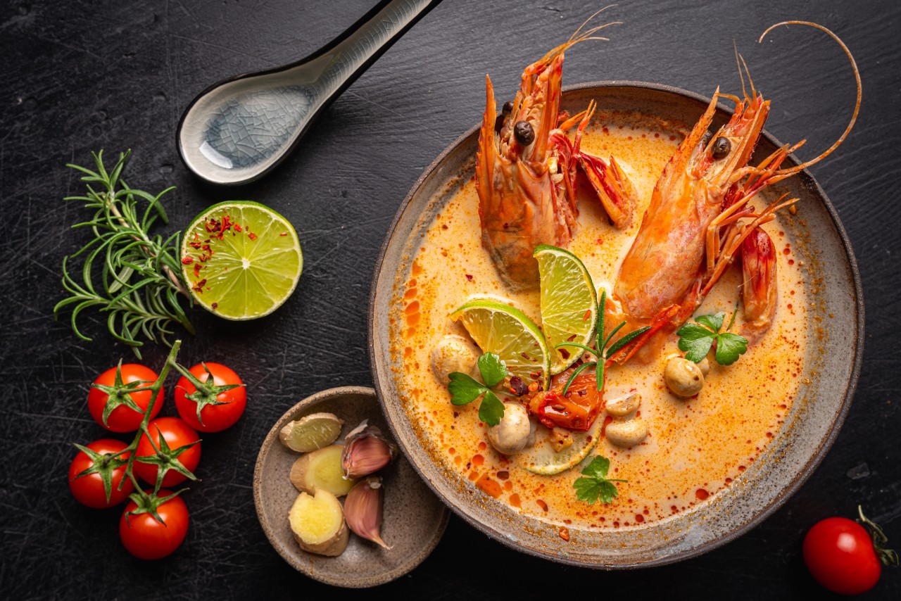 Plato tailandés Tom Yum Goong